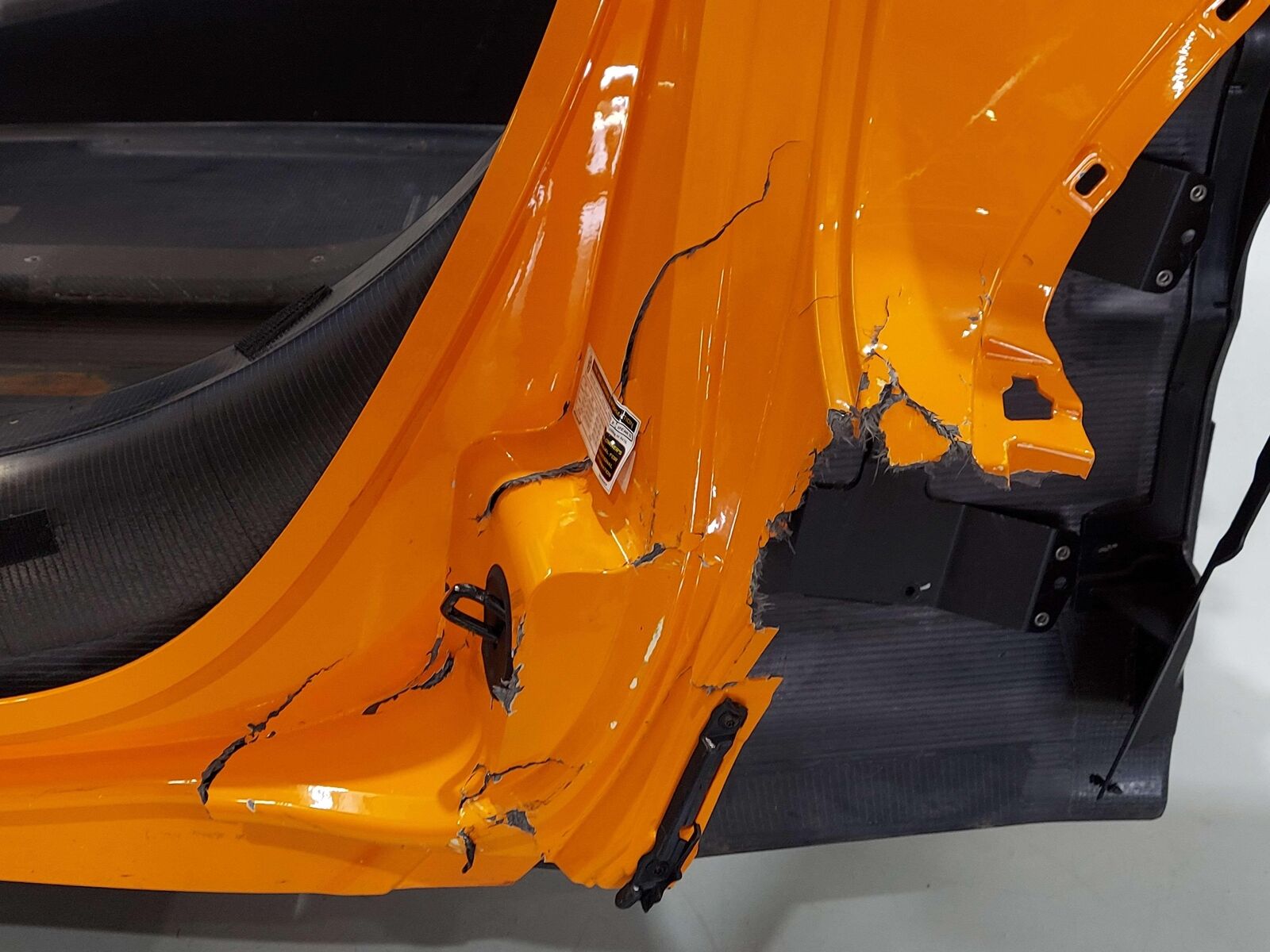 2023 Mclaren Artura Frame Body Shell Cabin Cockpit *needs repairs*