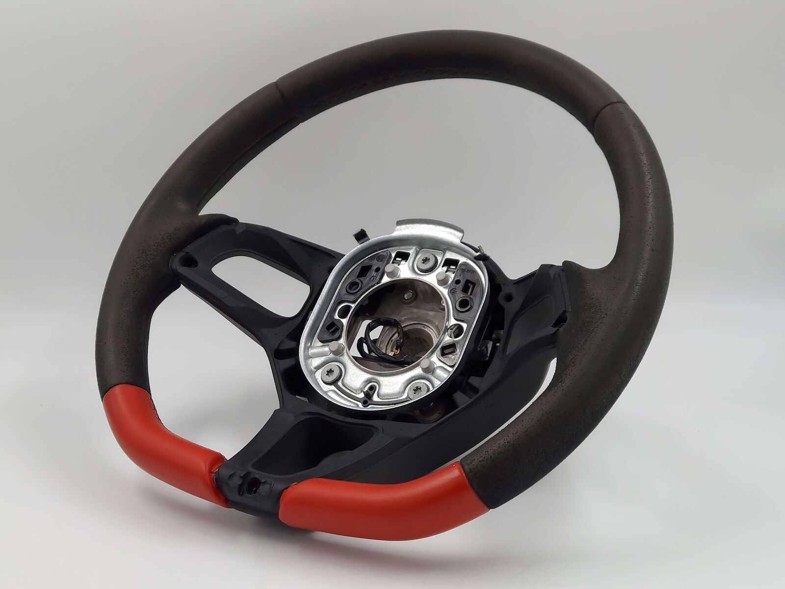 2016 MCLAREN 540C STEERING WHEEL BLACK & RED 309756981W58-AA *NOTE