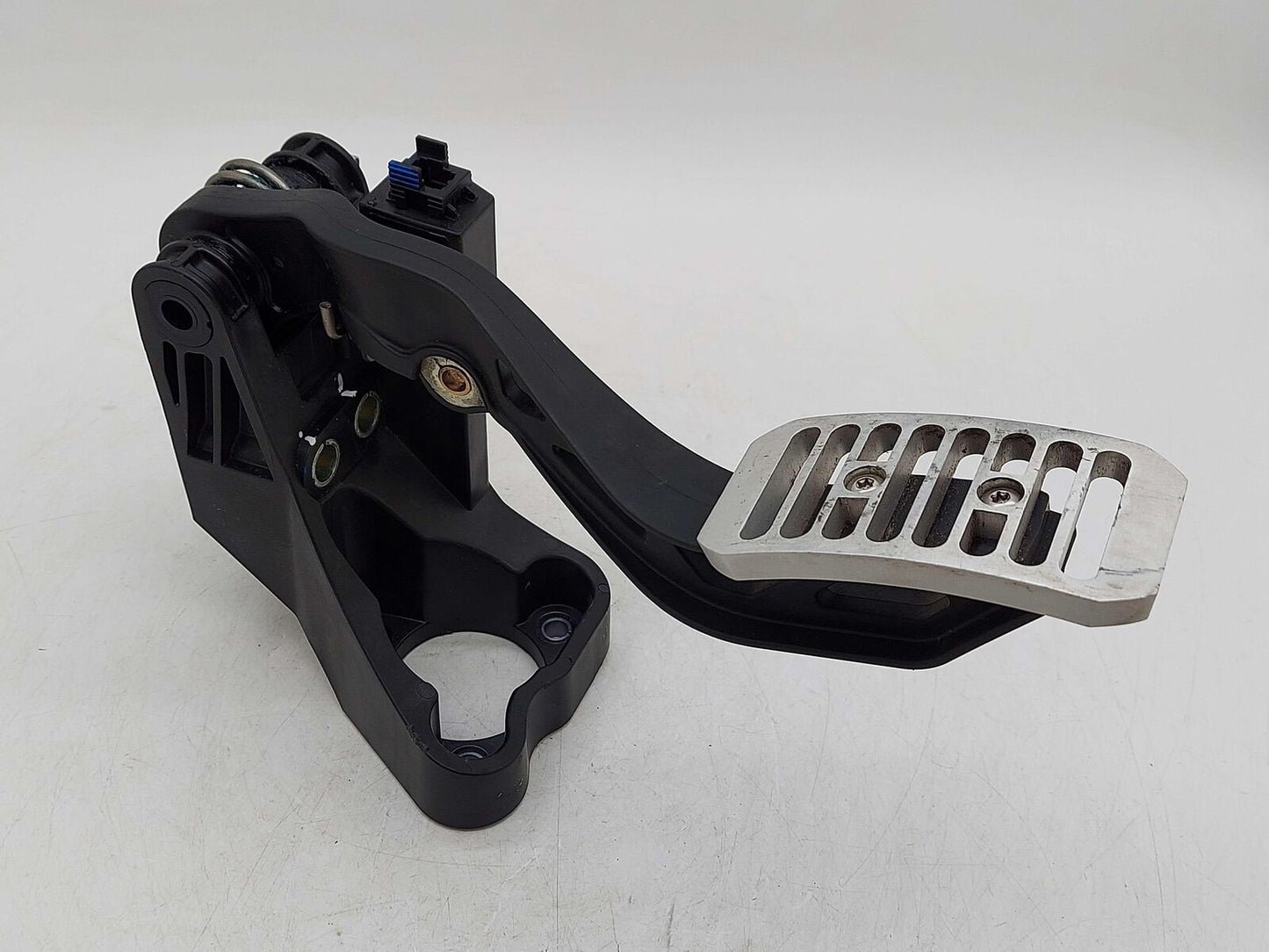 2017 MCLAREN 570S BRAKE PEDAL 11CA001CP01