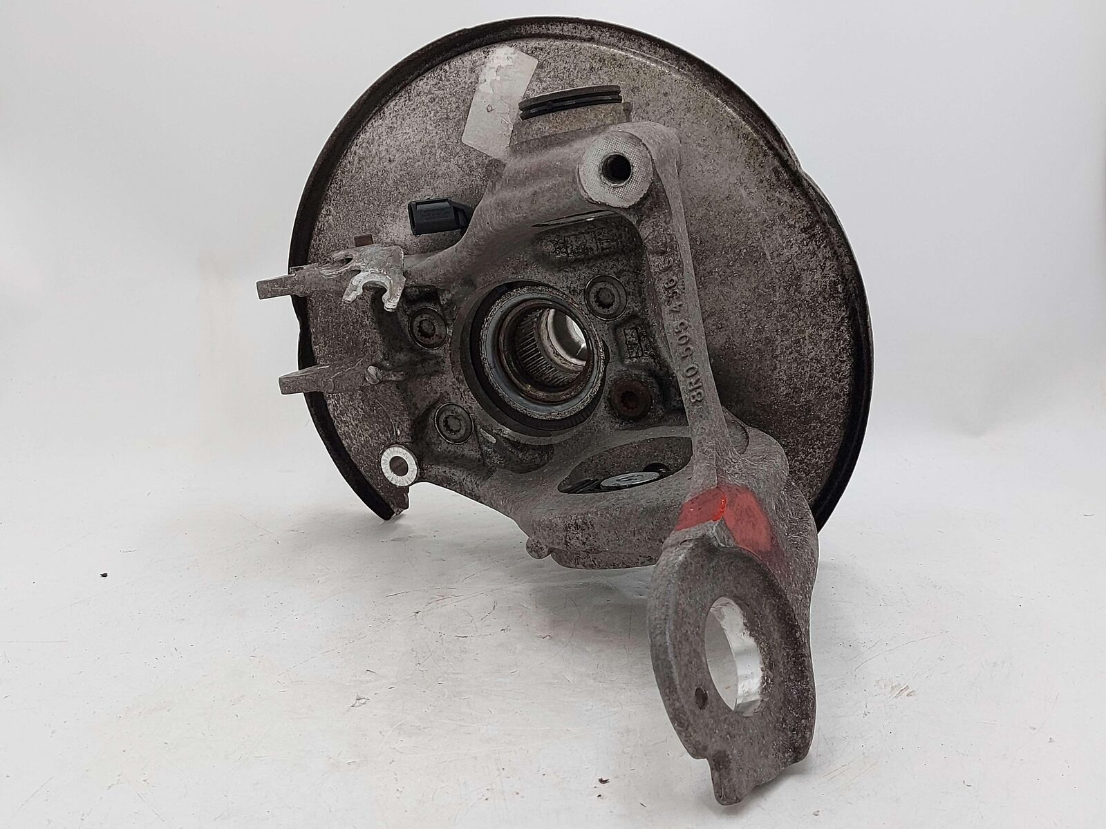 15-18 PORSCHE MACAN 95B S REAR RIGHT SPINDLE KNUCKLE HUB 44K MILES *NOTE