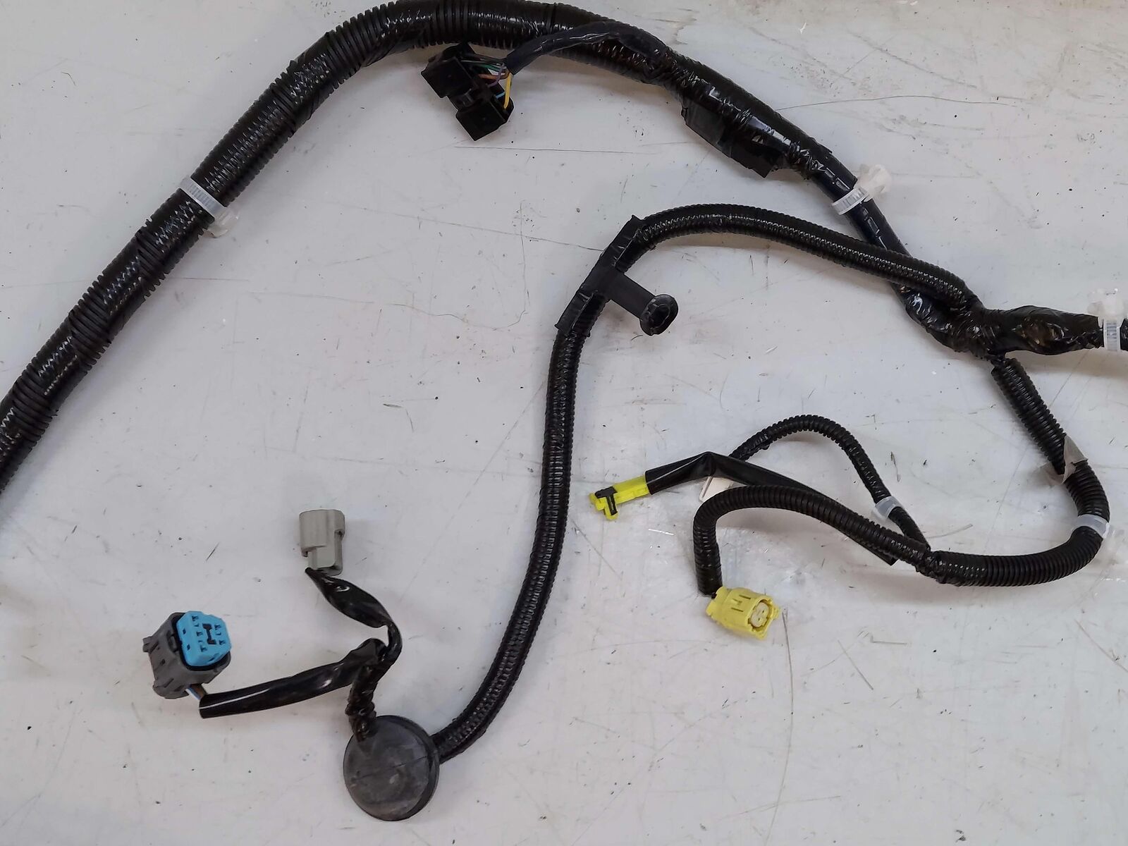 2009 Nissan GTR GT-R R35 RH Right Body Wiring Wire Harness 24017JF10B 60K KMS