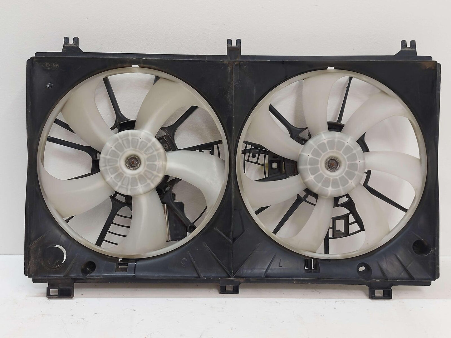 16-19 LEXUS IS300 Electric Cooling Motor Fan 75K KM's