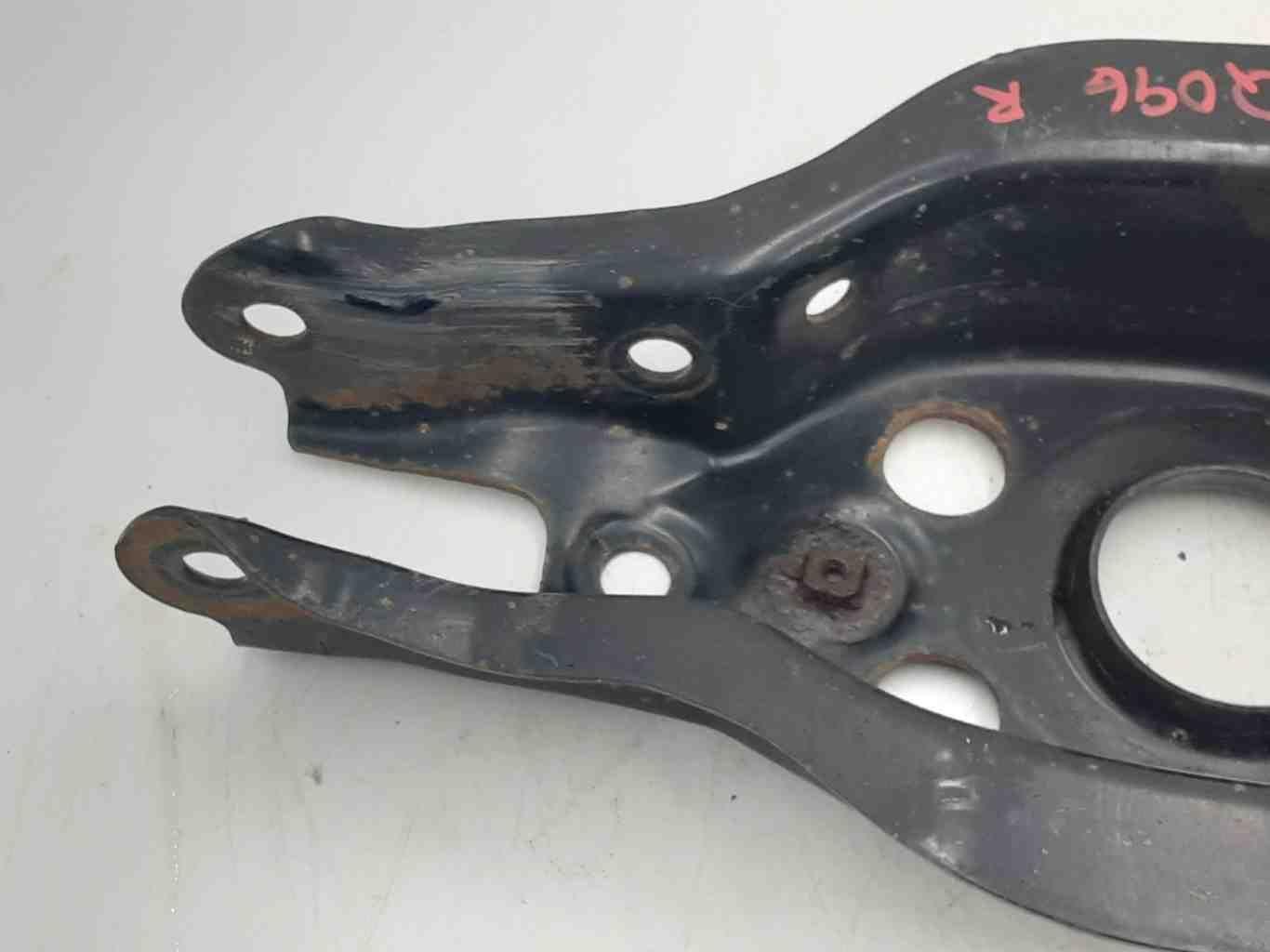 15-19 LEXUS RC350 REAR RH RIGHT LOWER CONTROL ARM SPRING MOUNT 4873030140