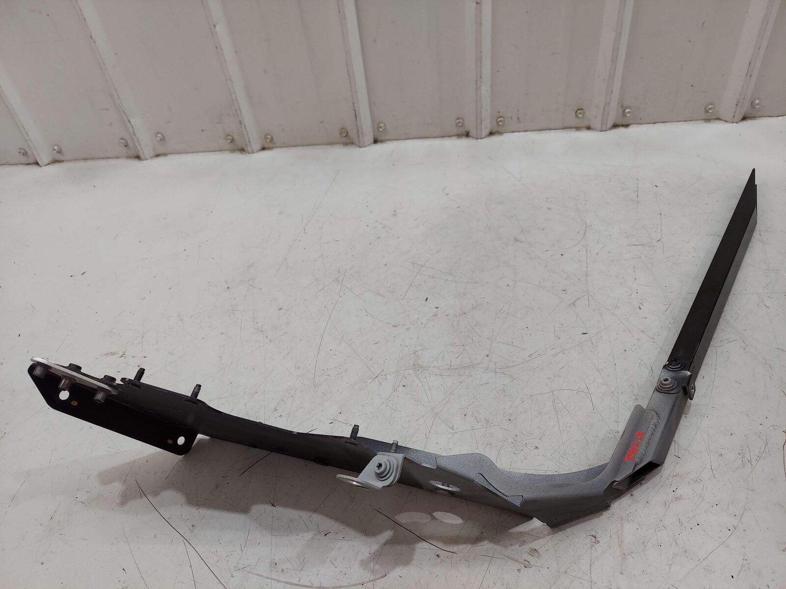 2018 LAMBORGHINI AVENTADOR S LP740-4 REAR LEFT QUARTER SUPPORT 470813545B