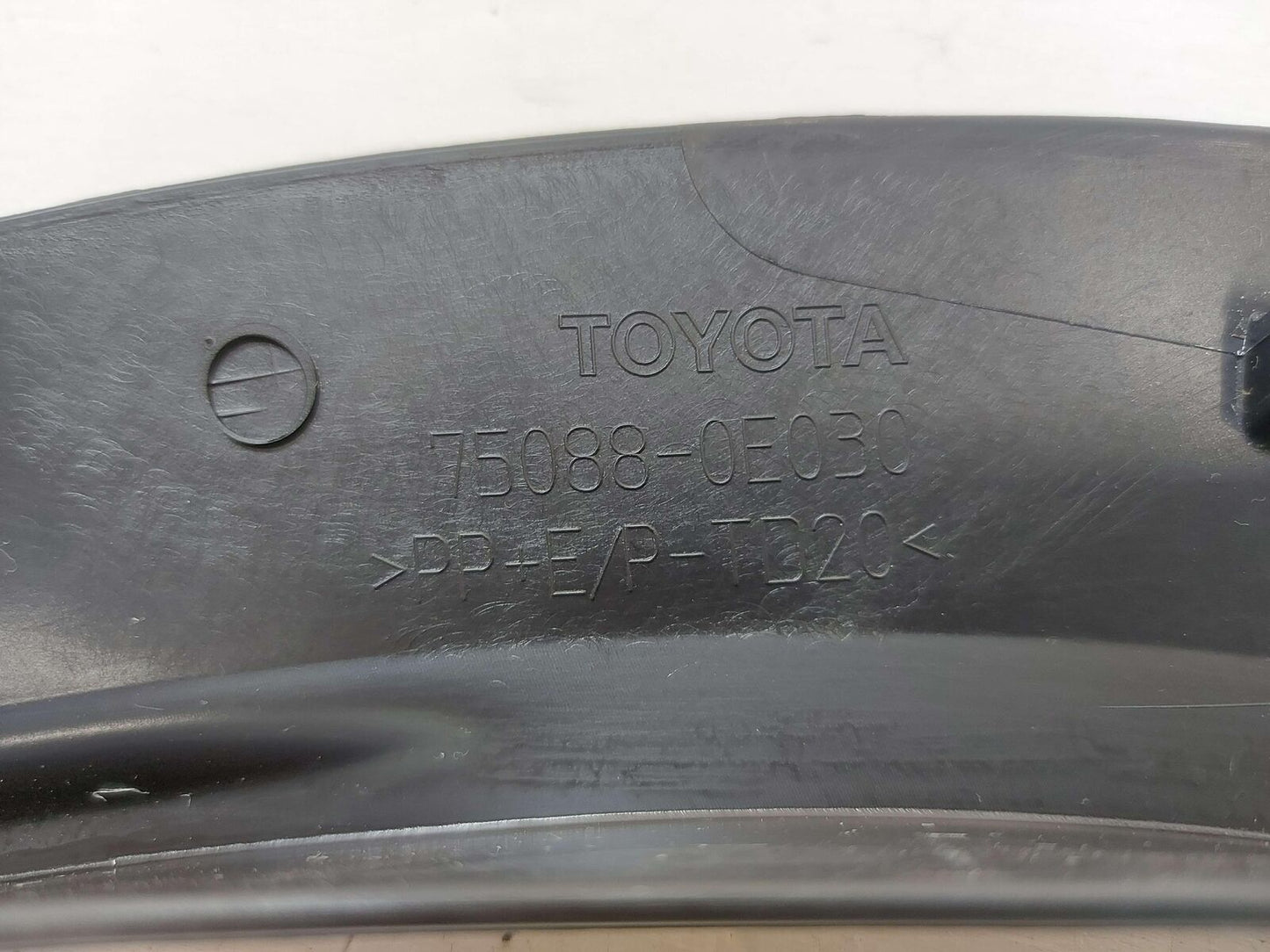 2020 TOYOTA HIGHLANDER FRONT LEFT FENDER FLARE BLACK TEXTURED 75088-0E030