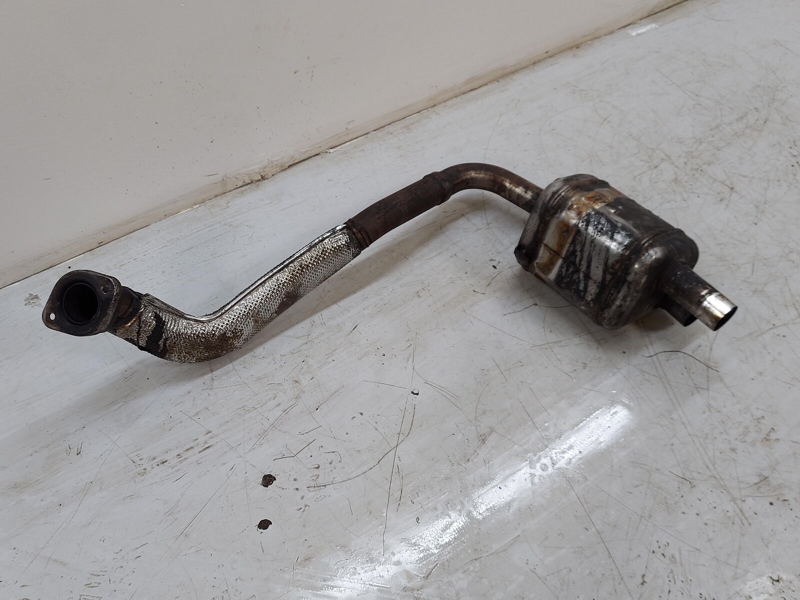 17-22 Porsche Cayman 718 LH Left Muffler *Fire Damage* 051-0764703