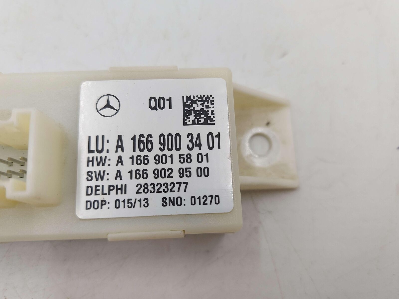 13-15 Mercedes C63 Headlight Lamp Range Control Module A1669003401