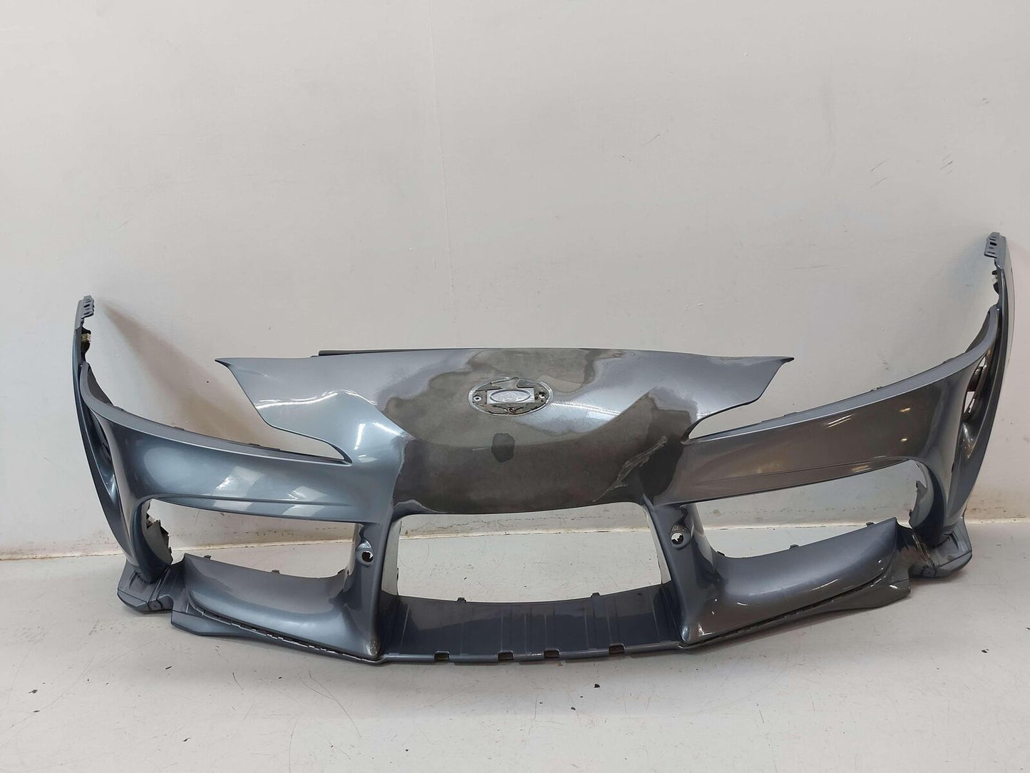 20-23 TOYOTA GR SUPRA FRONT BUMPER TURBULENCE GRAY METALLIC D03 *NOTE