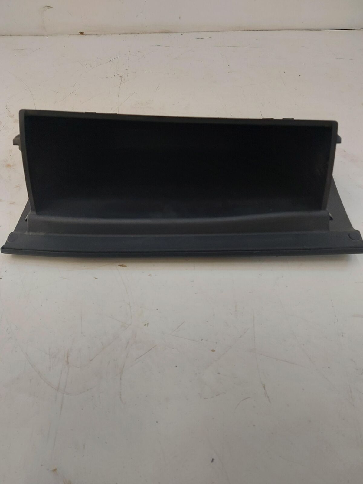 20 21 TOYOTA HIGHLANDER FRONT Glove Box BLACK 55501-0E050