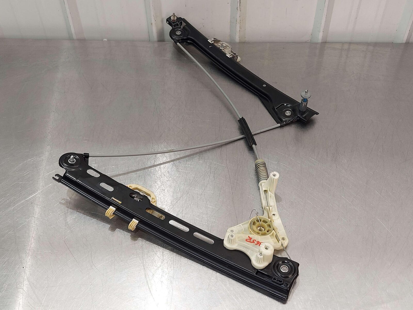 14-19 PORSCHE CAYMAN GT4 981 RIGHT DOOR WINDOW REGULATOR 99154207602