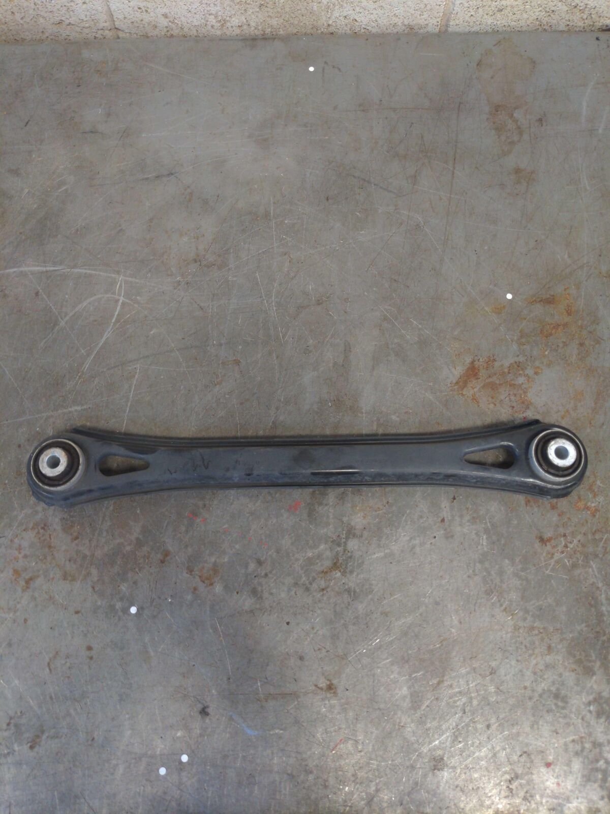 2020 CADILLAC CT4-V 2.7L Rear Right Lower Control Arm Rh 16KM's!