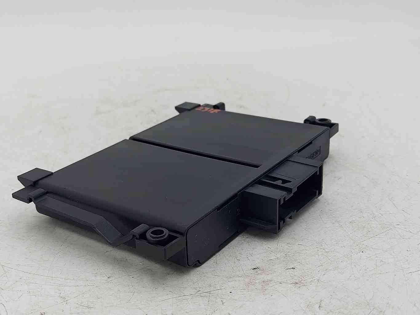 16-19  MERCEDES GLE63S AMG W166 Radar Sensor Distronic 0009005209 