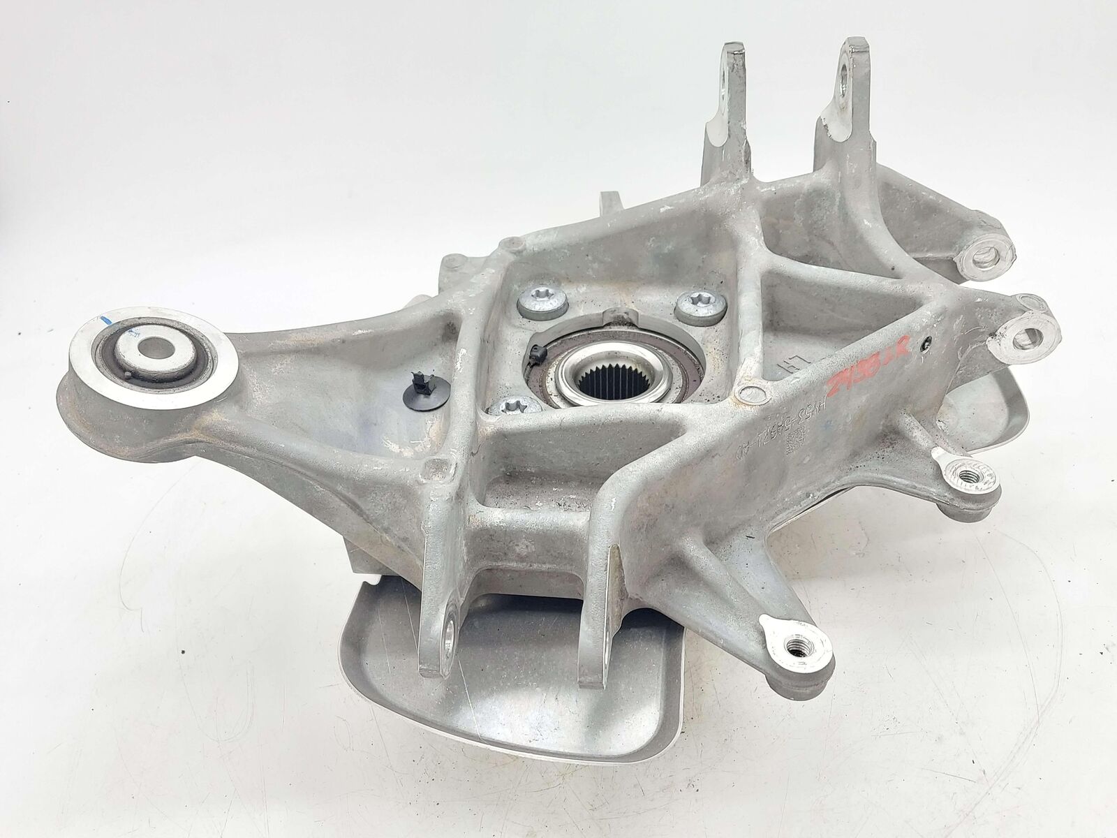 2024 ASTON MARTIN DB12 VOLANTE REAR LEFT SPINDLE KNUCKLE HUB HY53-5A971-AD