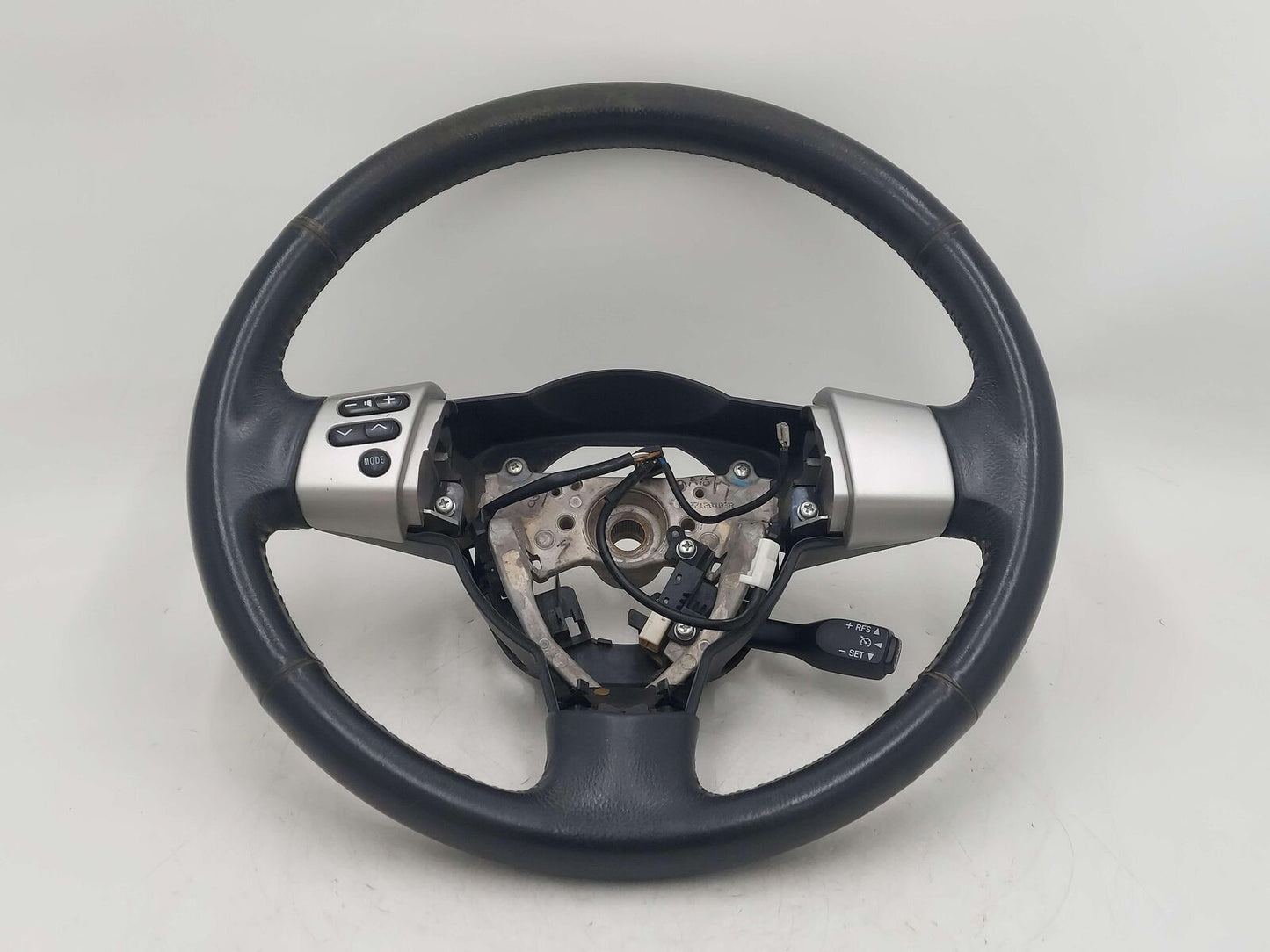 07-14 TOYOTA FJ CRUISER Steering Wheel Black leather