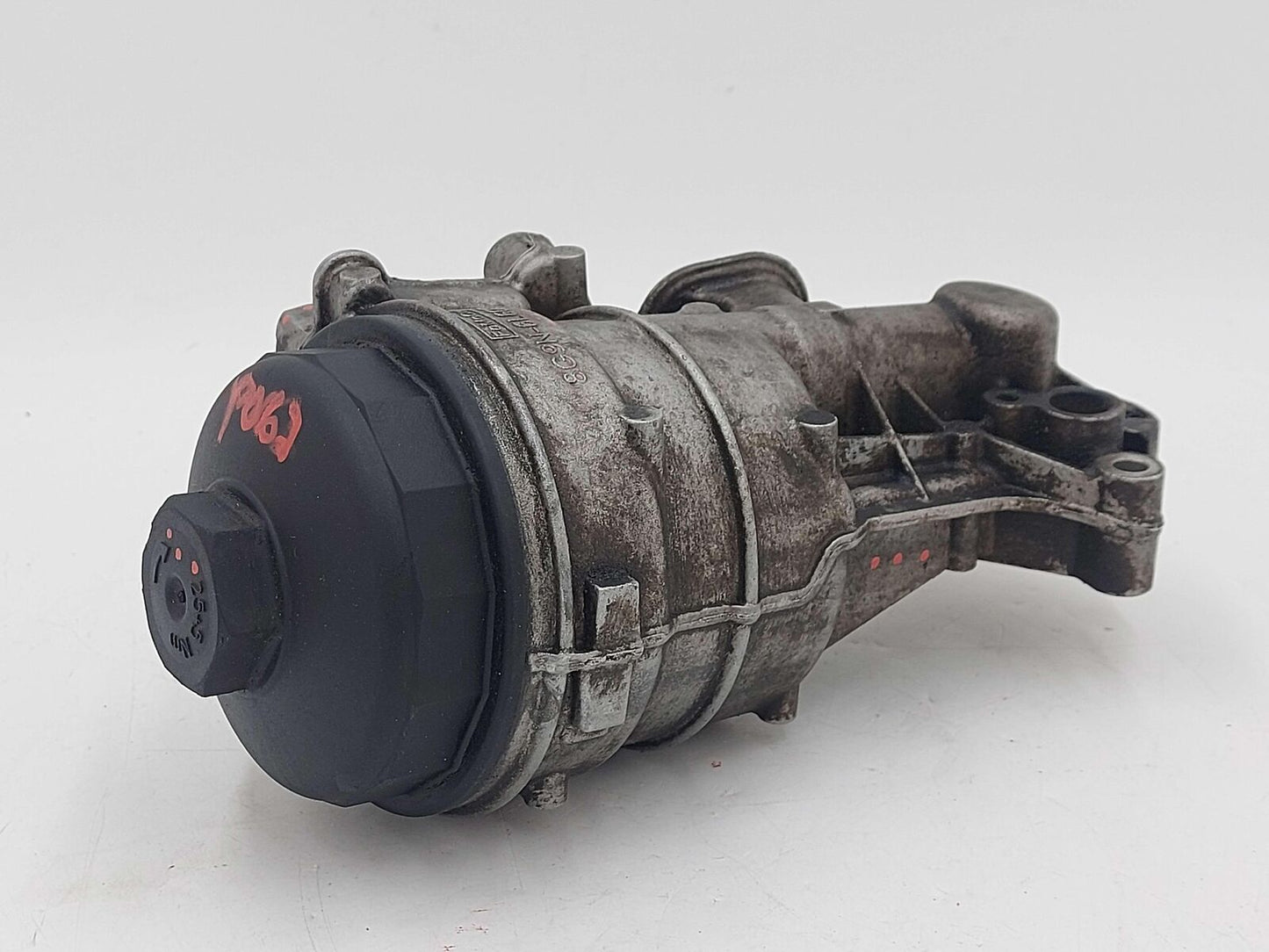 2011 VOLVO XC70 3.0L OIL FILTER HOUSING 8G9N-6L600-AA