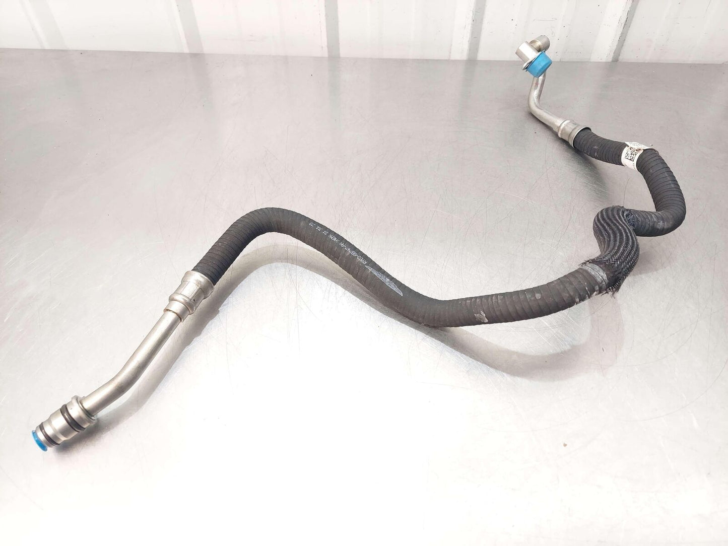 2024 ASTON MARTIN DB12 VOLANTE ENGINE OIL COOLER LINE HOSE PIPE RY63-6B747-AA