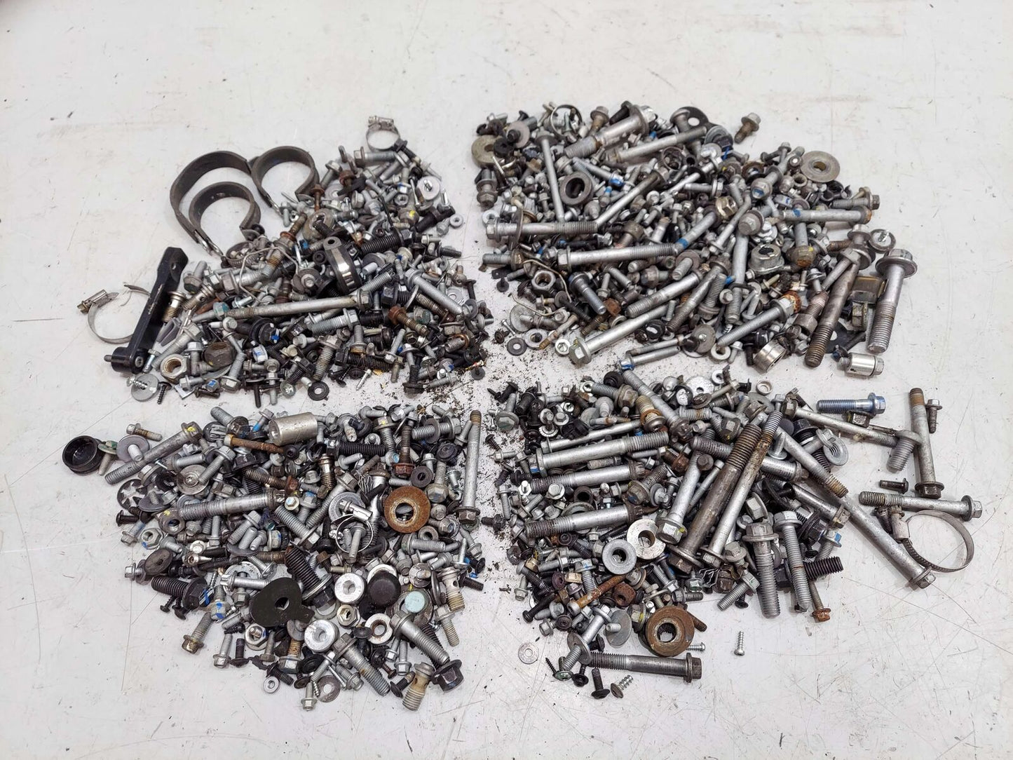 2016 MCLAREN 540C MISC NUT BOLT HARDWARE KIT