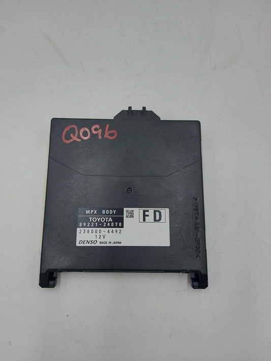 2015 LEXUS RC350 89221-24070 mpx module