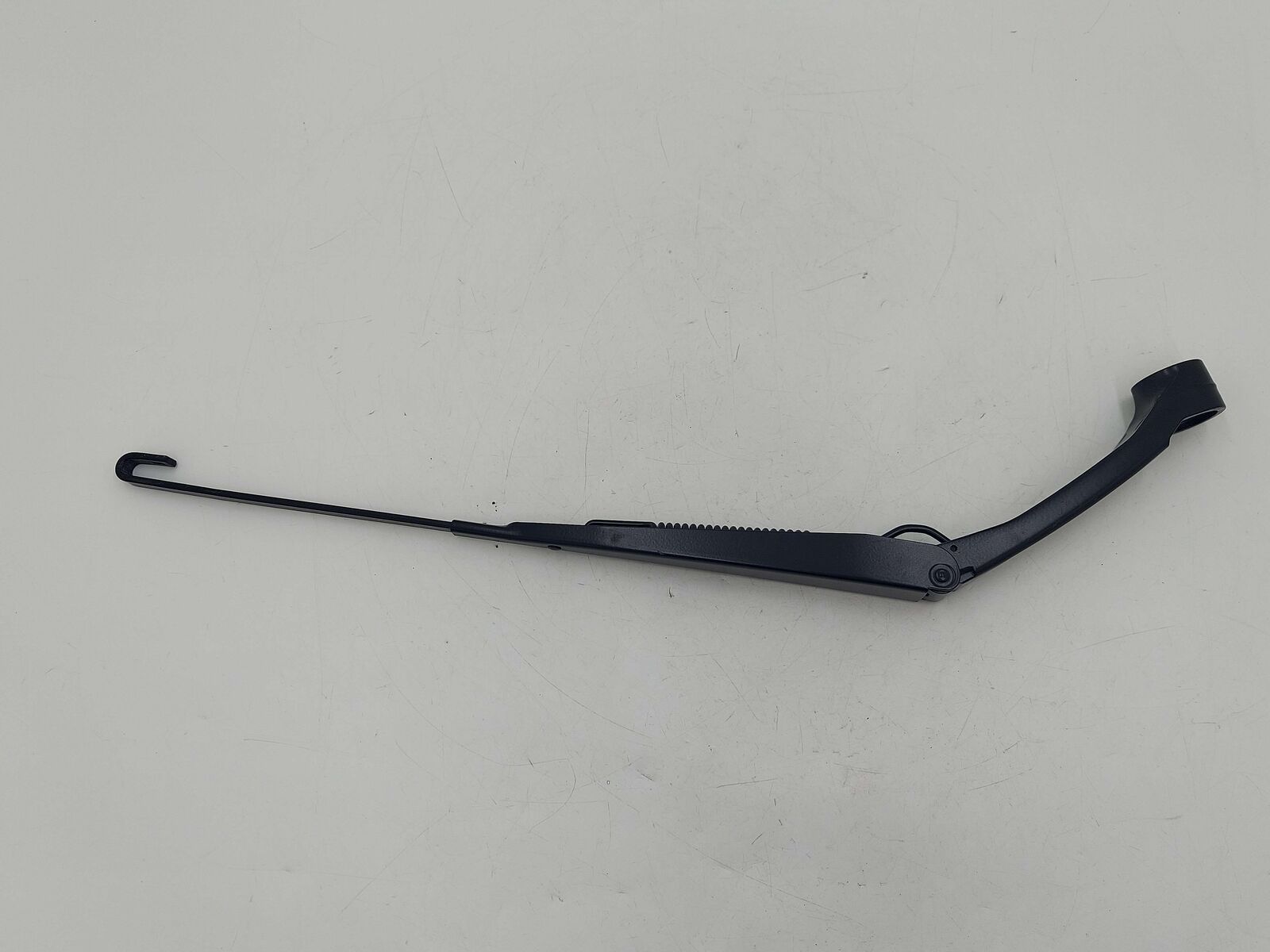 16-23 TOYOTA TACOMA TRD RIGHT WIPER ARM 8521104040 OEM