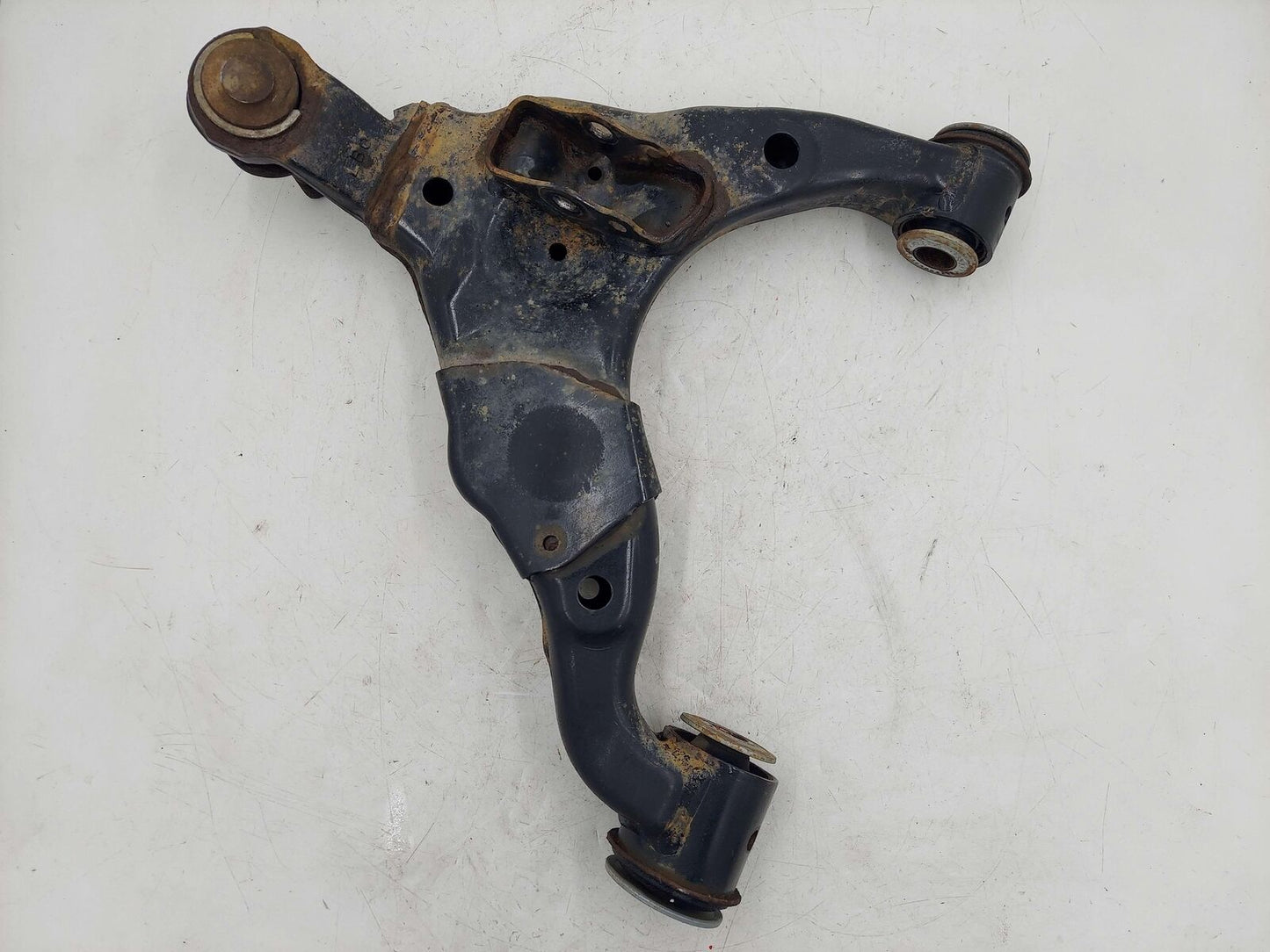 16-23 TOYOTA TACOMA FRONT LEFT LOWER CONTROL ARM 4806904060 OEM