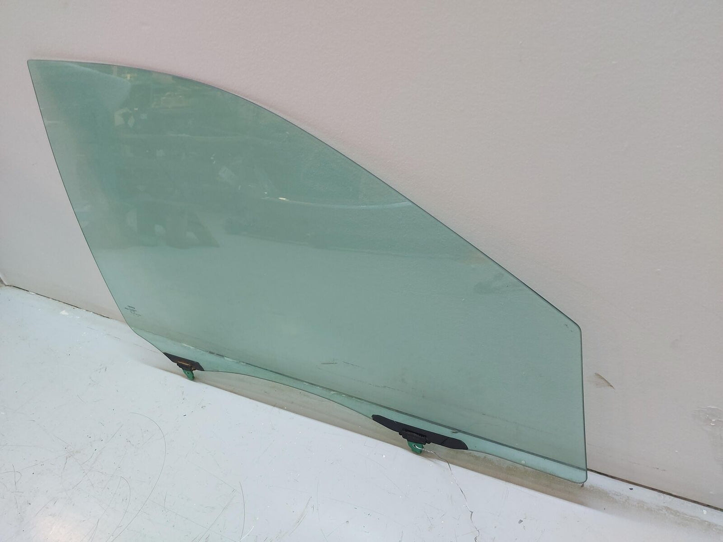 04-10 TOYOTA SIENNA FRONT RH Right Door Glass Window 904AS2M505