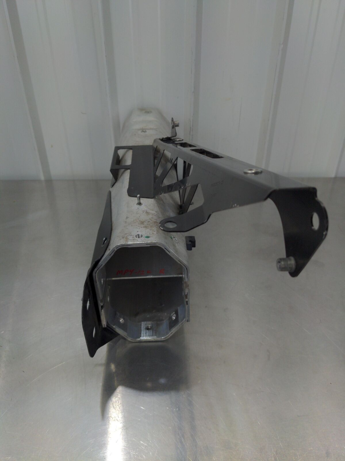 2013 MCLAREN MP4 12C Right Rh 11a3506cp-03 11a3506cp Frame Horn