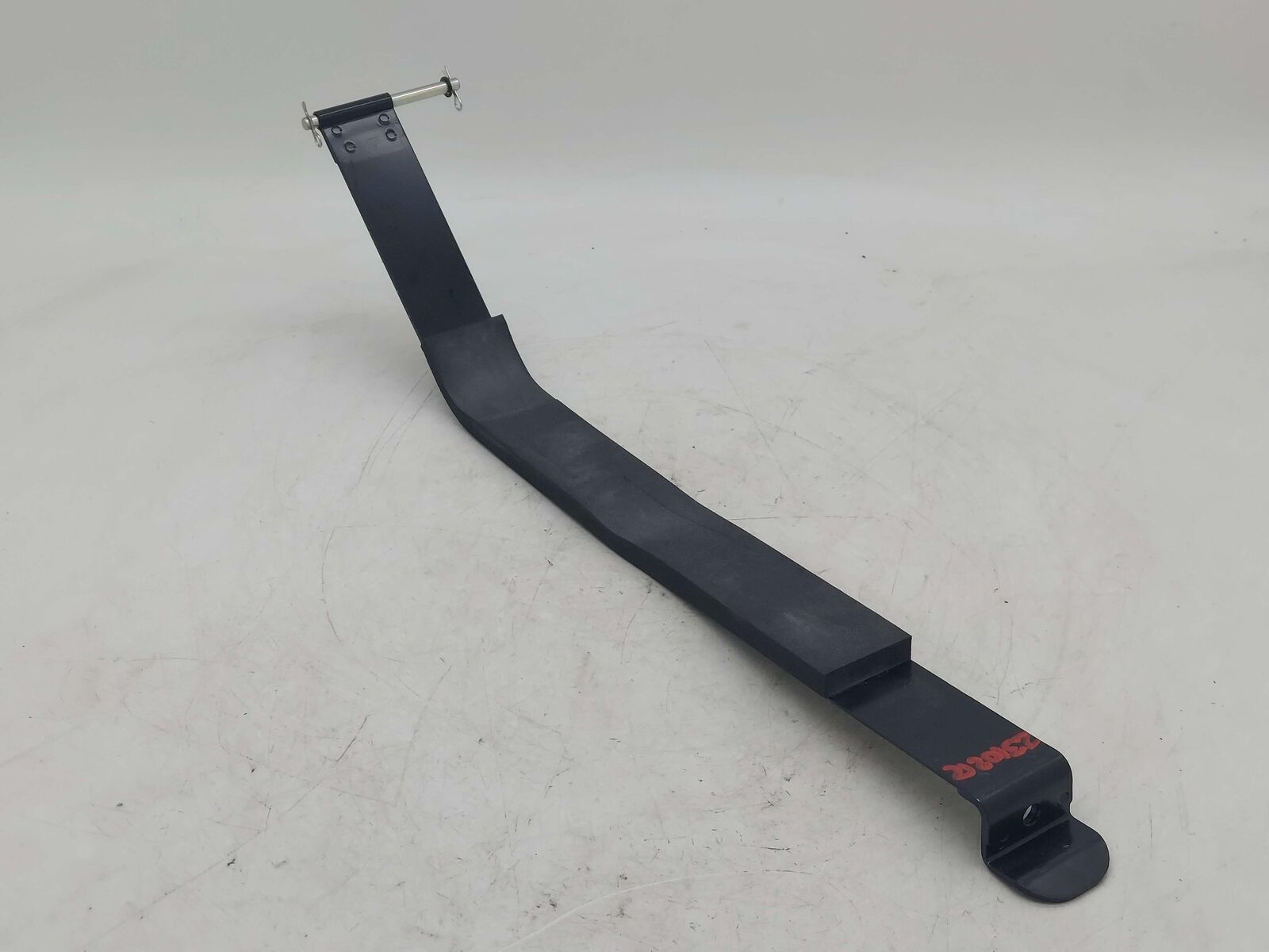 2010 Maserati GranTurismo S M145 Coupe RIGHT FUEL TANK STRAP