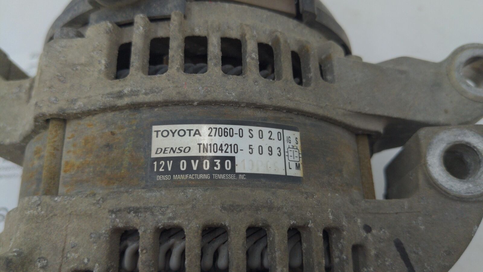 07-21 TOYOTA TUNDRA Alternator 27060-0s020 8 cylinder 150 amp 134K KM's