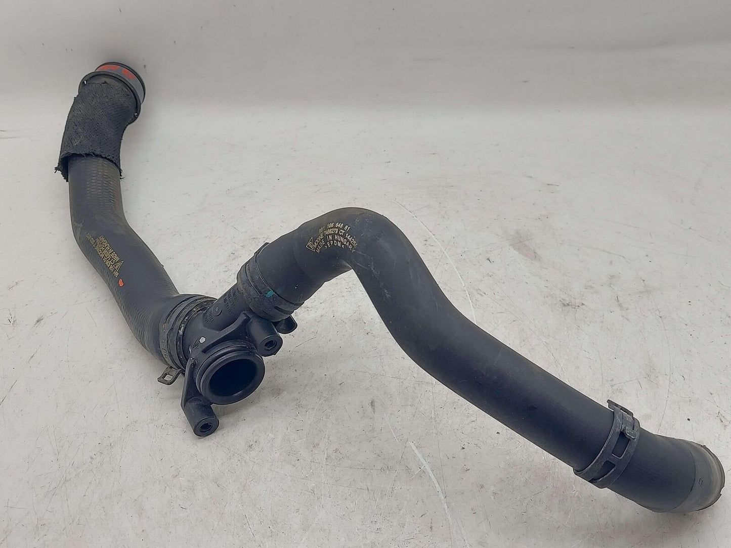 2014 PORSCHE 911 991 GT3 3.8L FRONT RIGHT RADIATOR HOSE 99110663601 99110664881