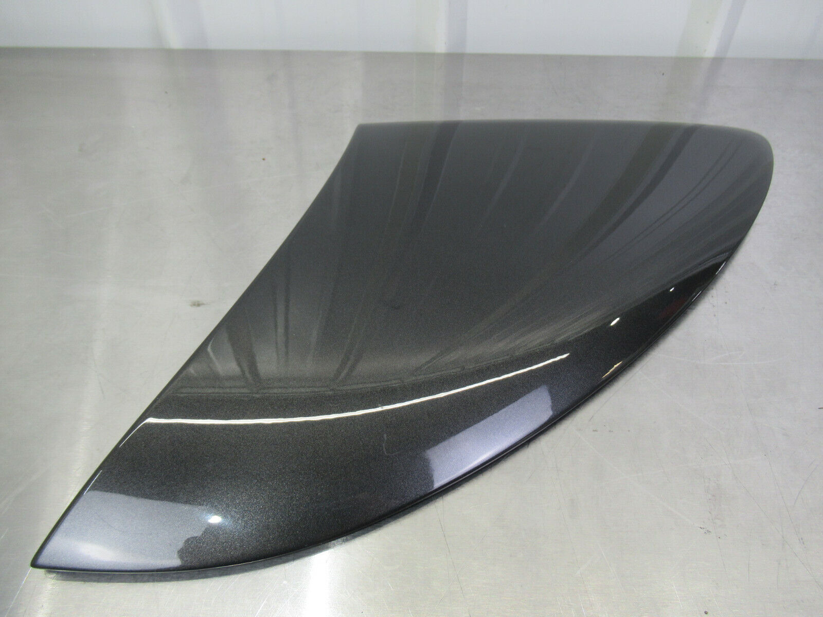 T020 2016 16 MCLAREN 570S LH LEFT LOWER QUARTER PANEL TRIM COVER REAR FENDER