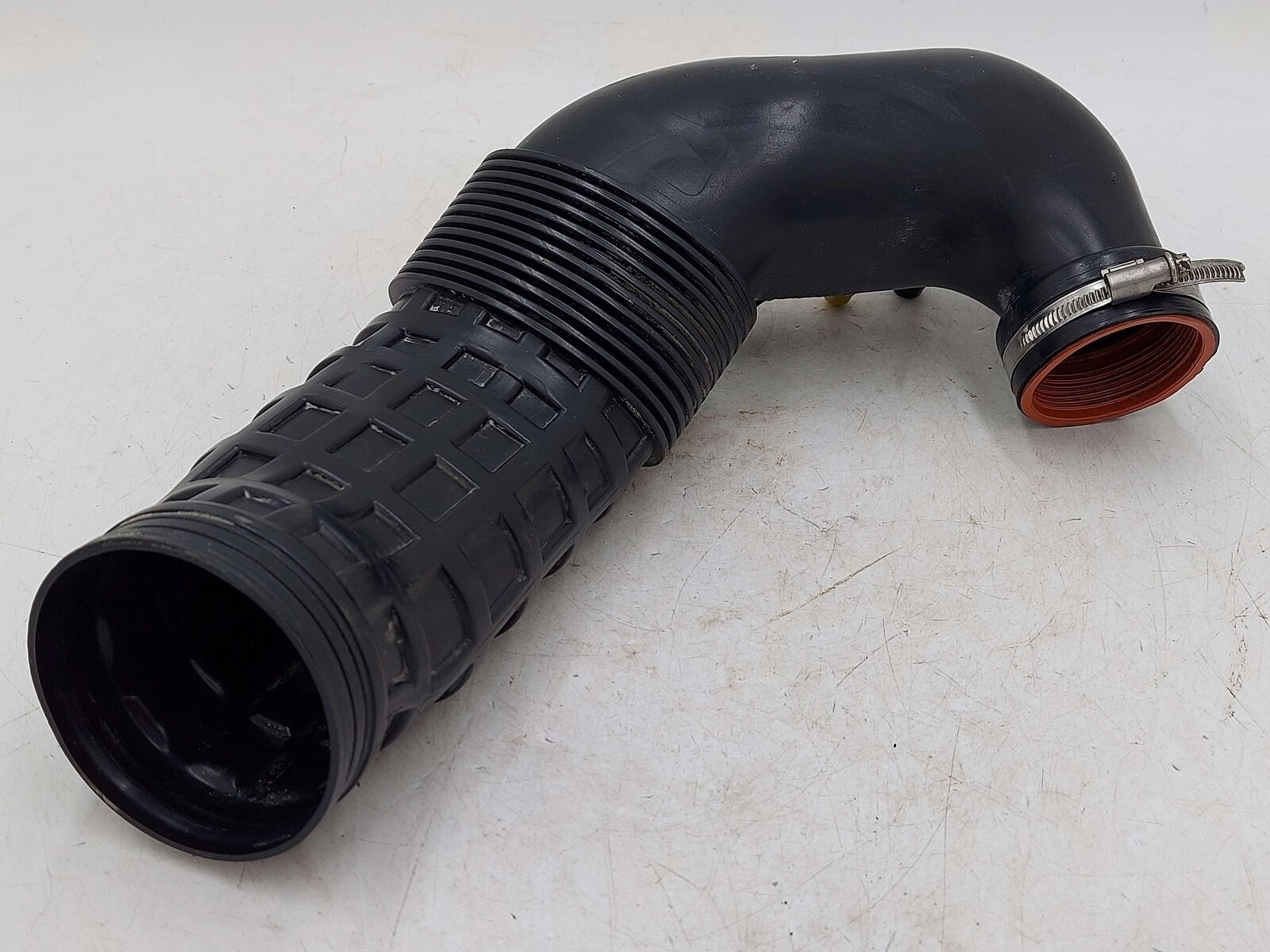 2018 Mclaren 570s LH Left Air Intake Tube Pipe 11F1057CP *Small End Deformed*