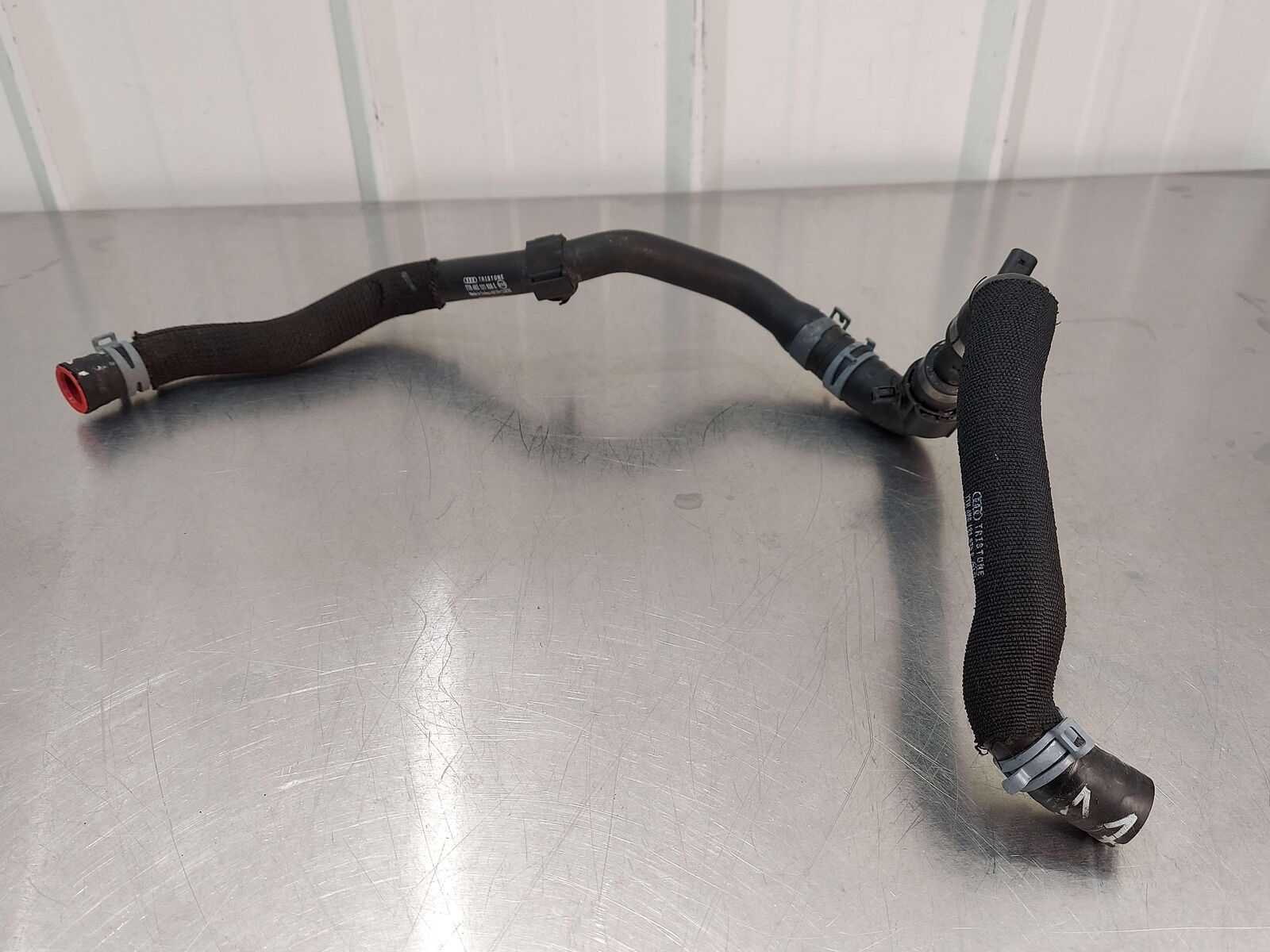 2023 Audi Q8 E-tron Quattro Coolant Pipe 4KE121036E