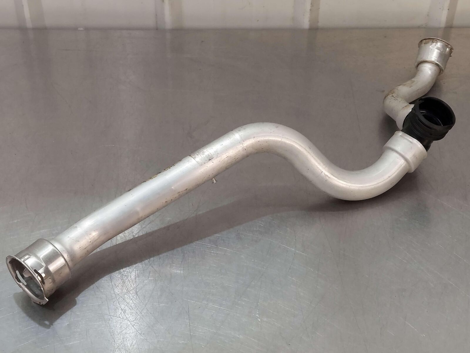 2016 PORSCHE CAYMAN GT4 981 FRONT COOLANT WATER HOSE PIPE 99110675203