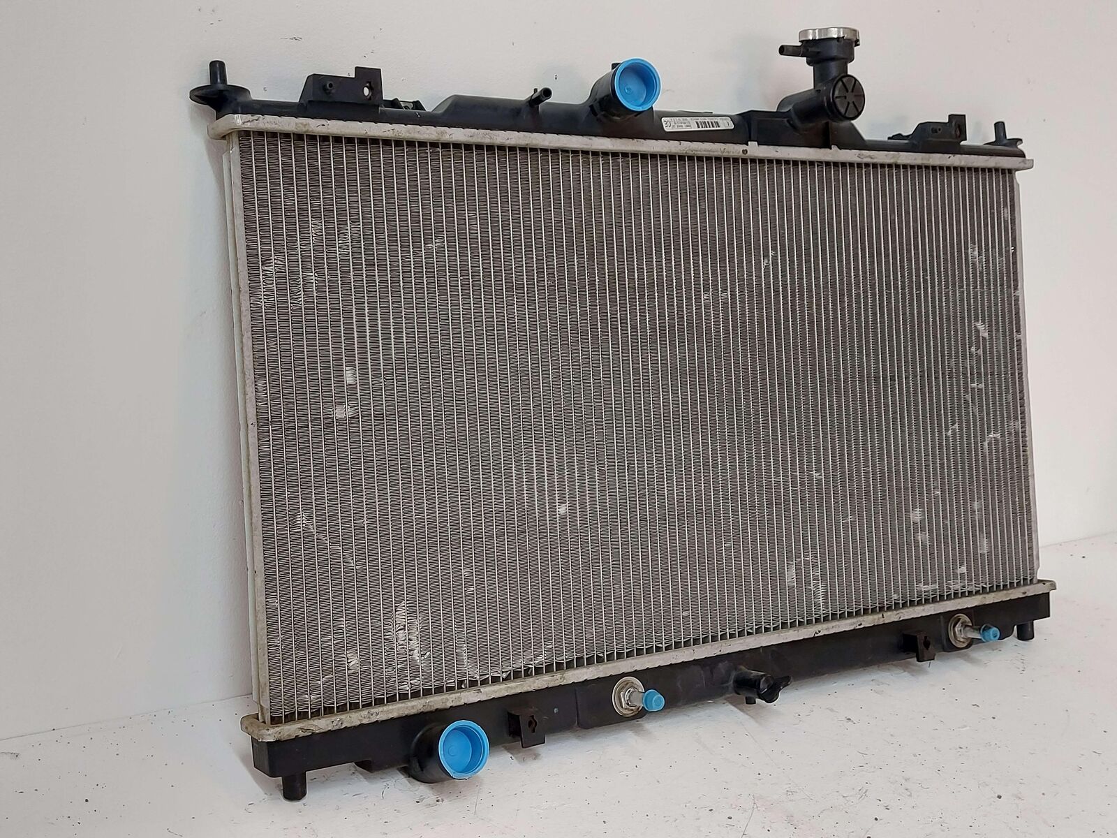 11-13 Mazda 6 2.5L AT Radiator 11071207 21460A131B *Fins Bent*