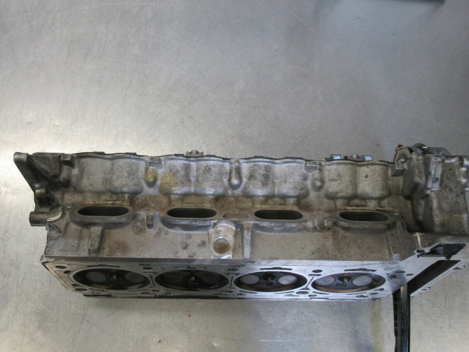 S032  2016 MERCEDES CLS63S 5.5L LH CYLINDER HEAD