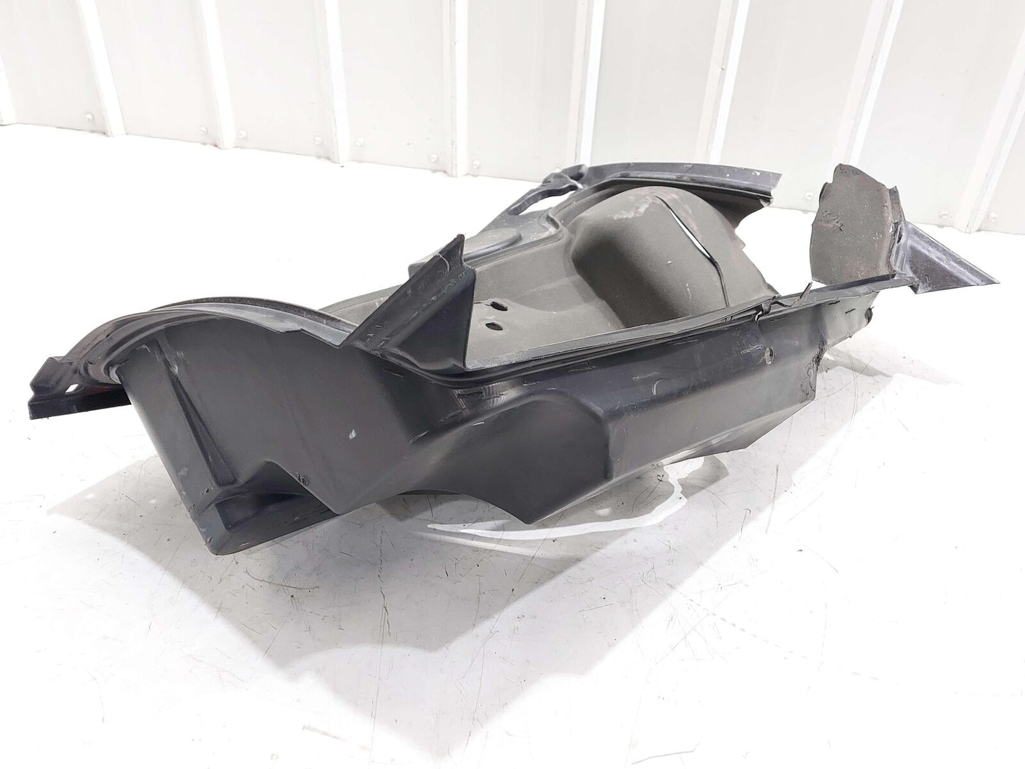 2006 FORD GT GT40 SUPERCAR FRONT STORAGE TUB *NOTES* 4G7V-6313556-AE OEM