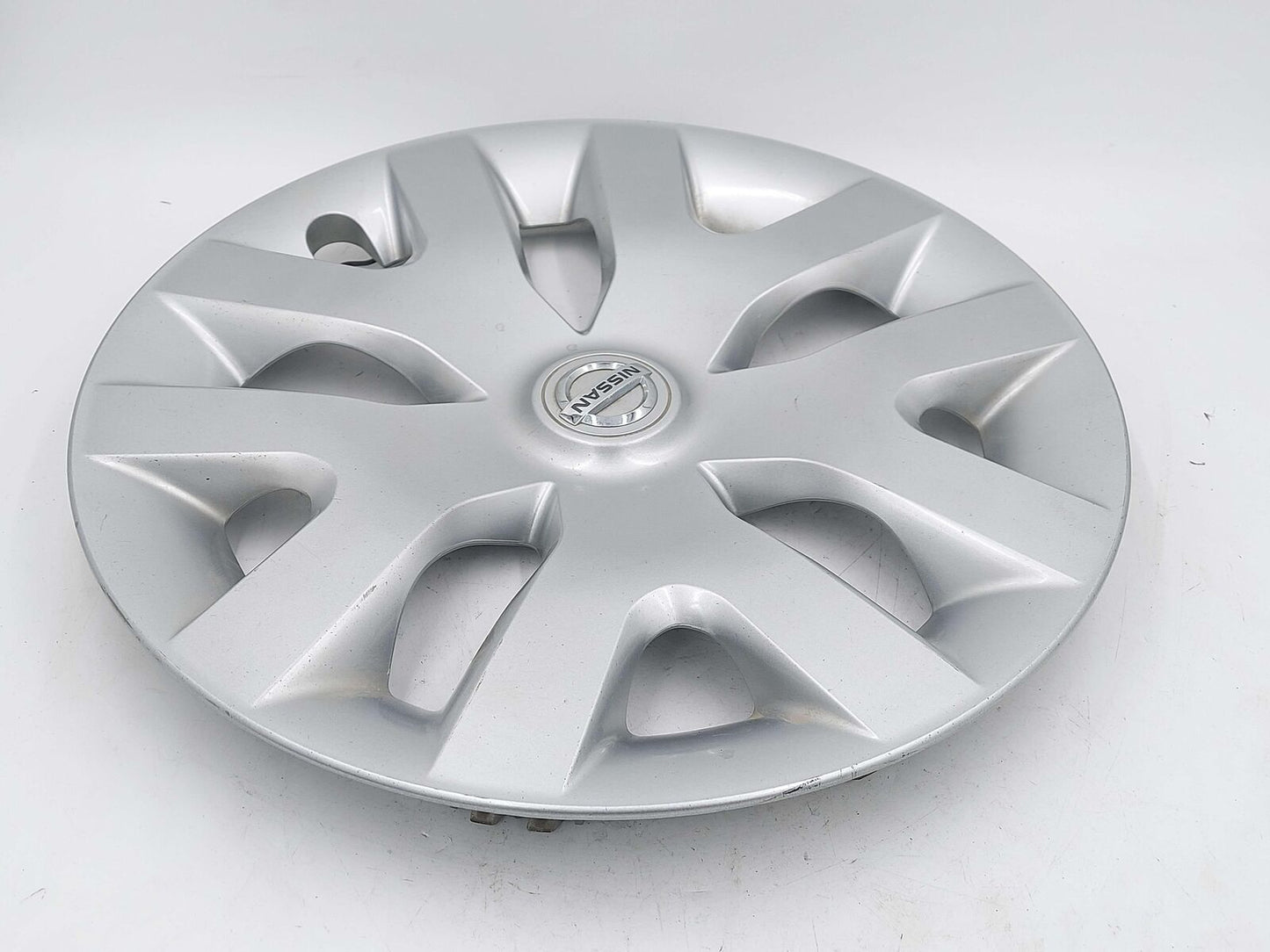 17-21 NISSAN QASHQAI WHEEL COVER 16" 403151KL0B *SCRATCHES*