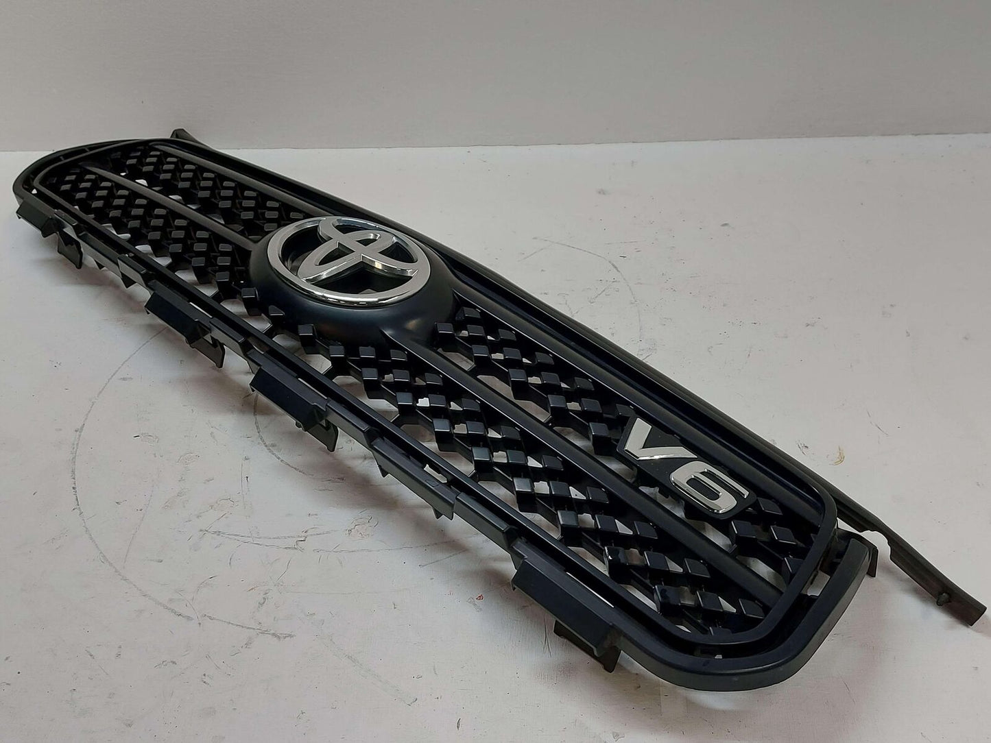 06-08 TOYOTA RAV-4 GRILL GRILLE 53101-42150 *PITTING SCUFFS SCRATCHES*