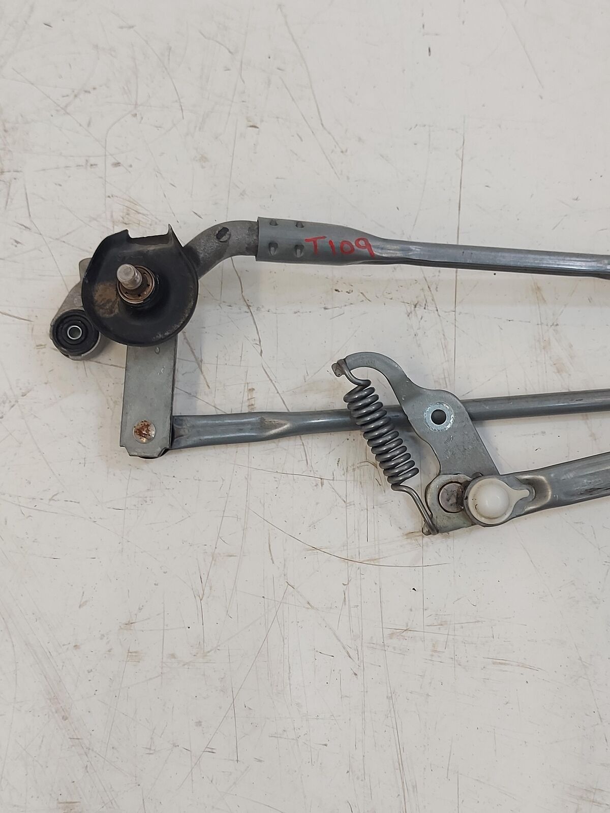 20-22 TOYOTA HIGHLANDER Wiper Transmission Linkage 22K KM'S