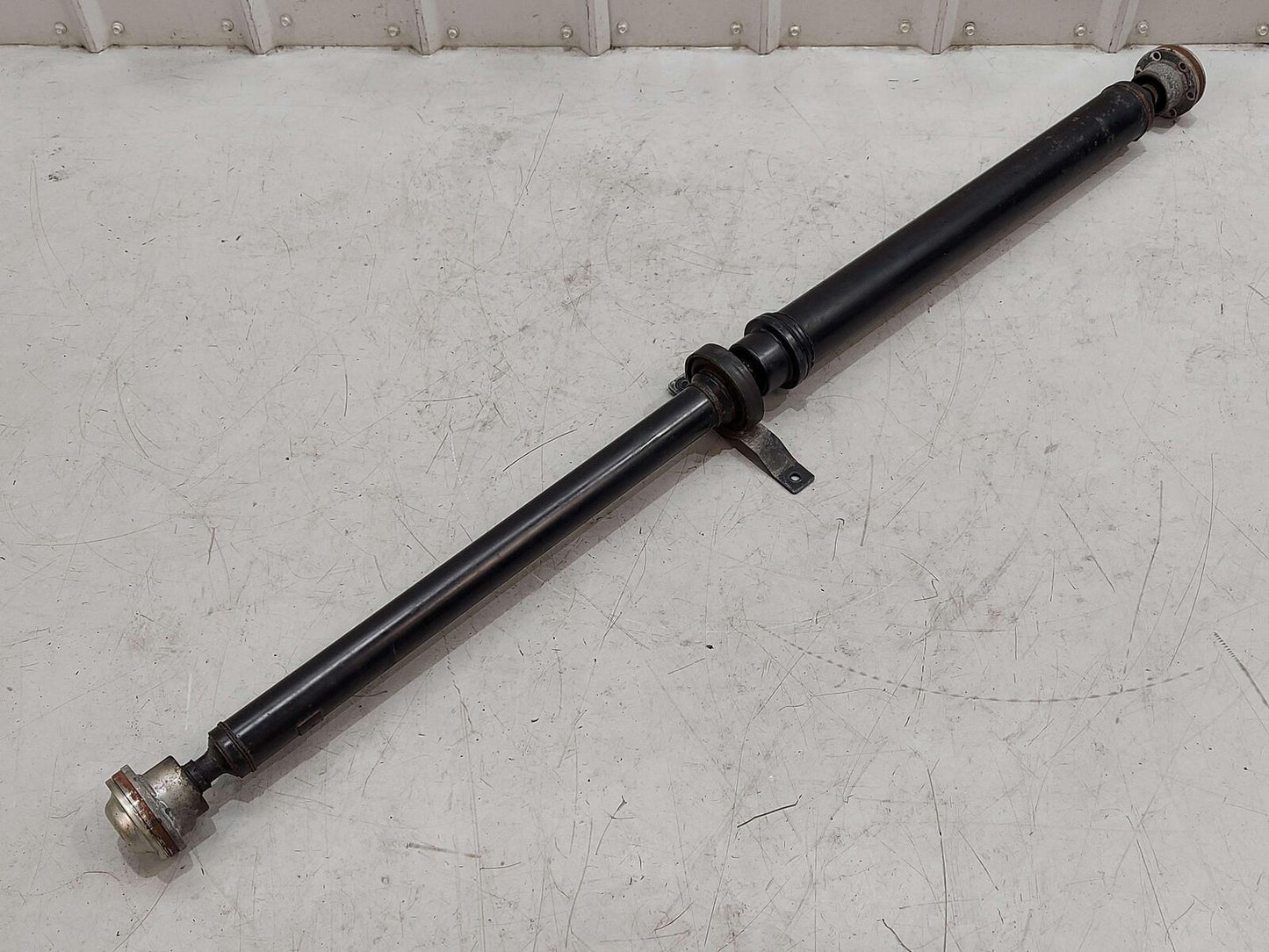 10-15 AUDI R8 5.2L V10 FRONT DRIVE SHAFT AWD 420521101C