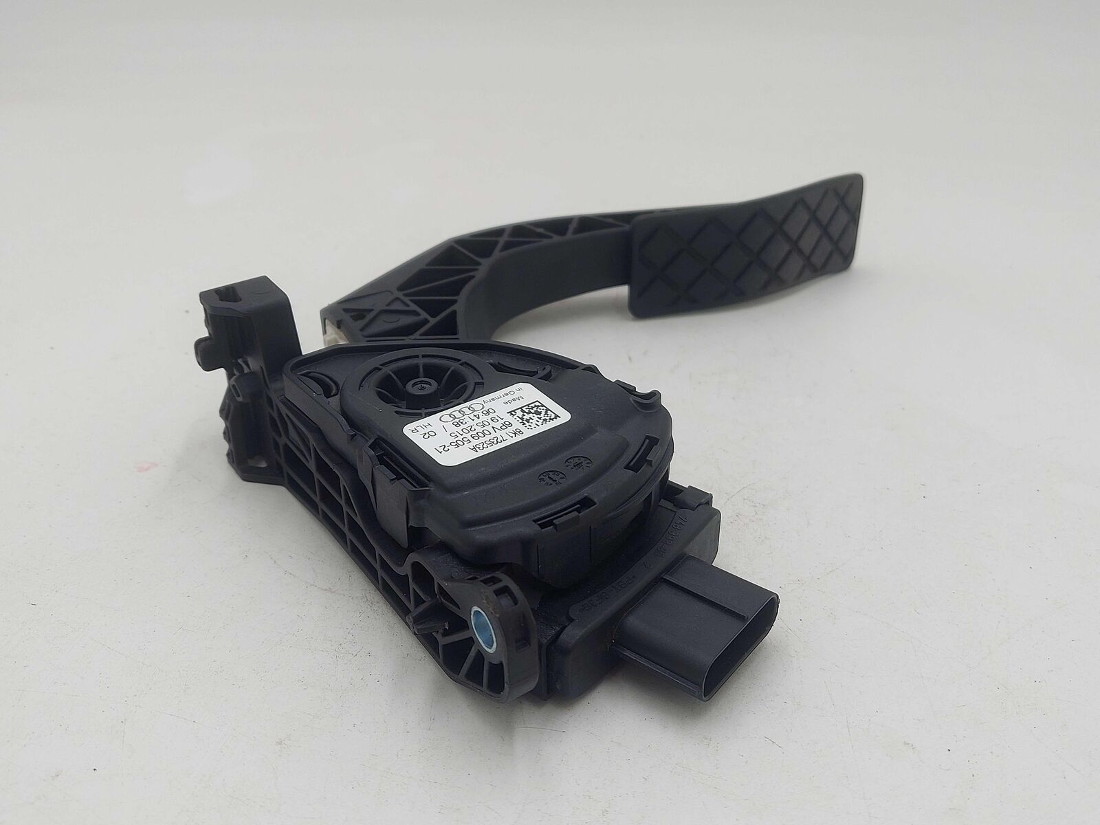 2016 PORSCHE MACAN S 95B ACCELERATOR GAS PEDAL SENSOR 8K1723523A