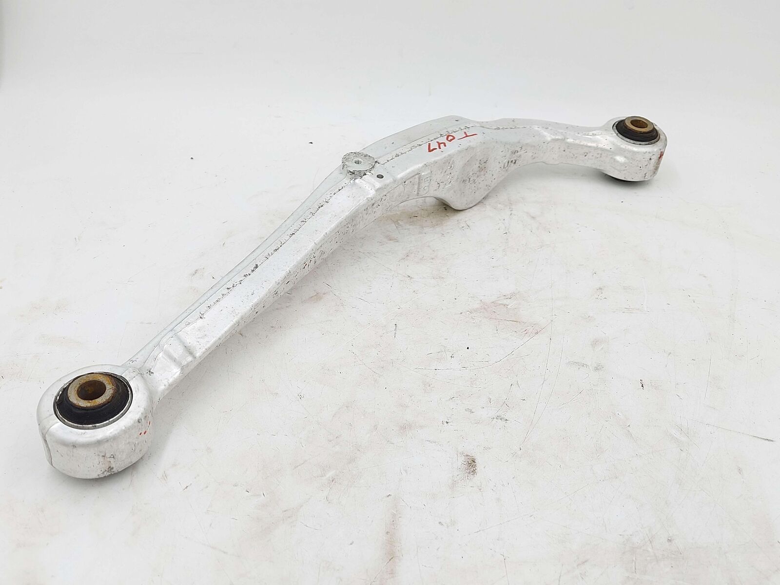 17-22 NISSAN QASHQAI REAR RIGHT UPPER CONTROL ARM 55120JD04A