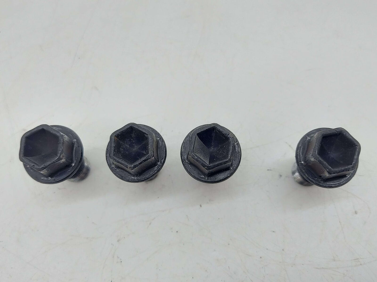 2016 MCLAREN 540C WHEEL LUG NUTS SET OF 20