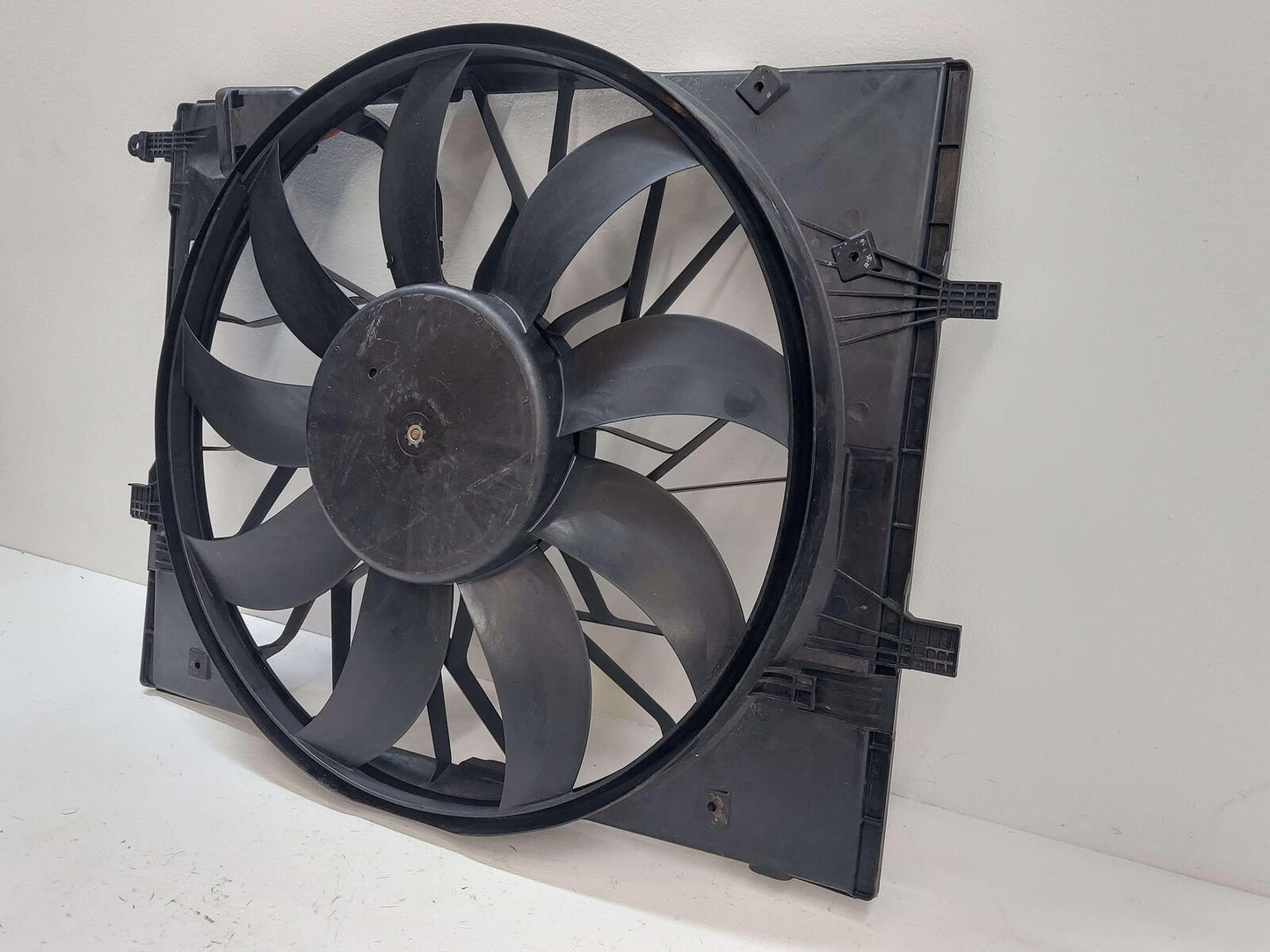 15-18 MERCEDES C63S AMG W205 ELECTRIC COOLING FAN MOTOR SEDAN *NOTE