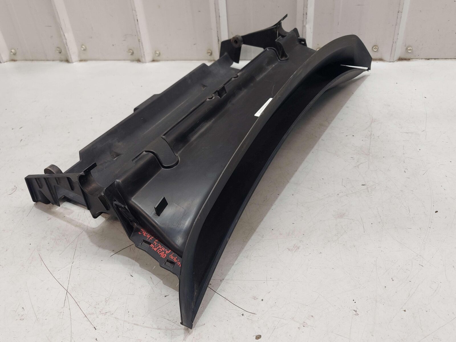 2014 PORSCHE 911 991 GT3 FRONT BUMPER UPPER GRILL AIR DUCT *SCRATCHES PITTED*