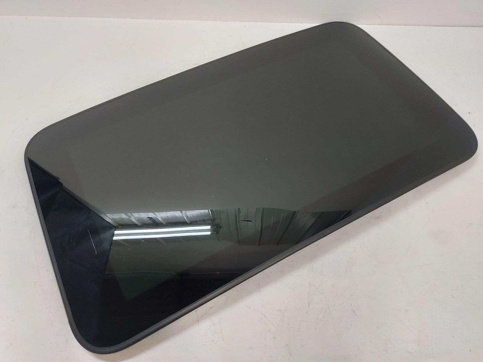 12-18 Mercedes W218 CLS63s AMG SUN ROOF GLASS 218780012164 *MINOR IMPERFECTIONS