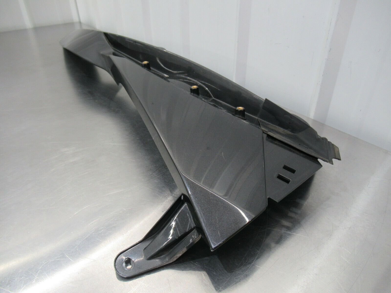 T020 2016 16 MCLAREN 570S LH LEFT REAR QUARTER TRIM PANEL 13A6753CP