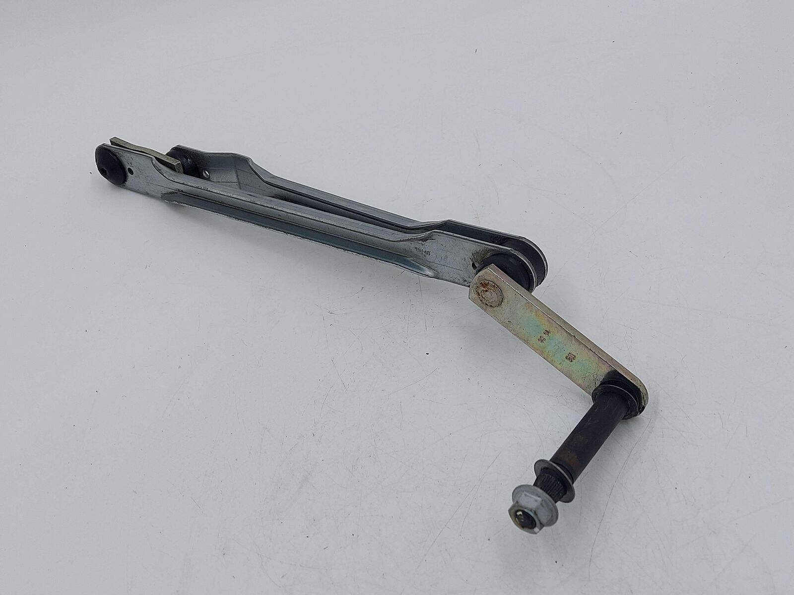 2021 MCLAREN GT WINDSHIELD WIPER TRANSMISSION LINKAGE *MISSING PARTS BROKEN CAP