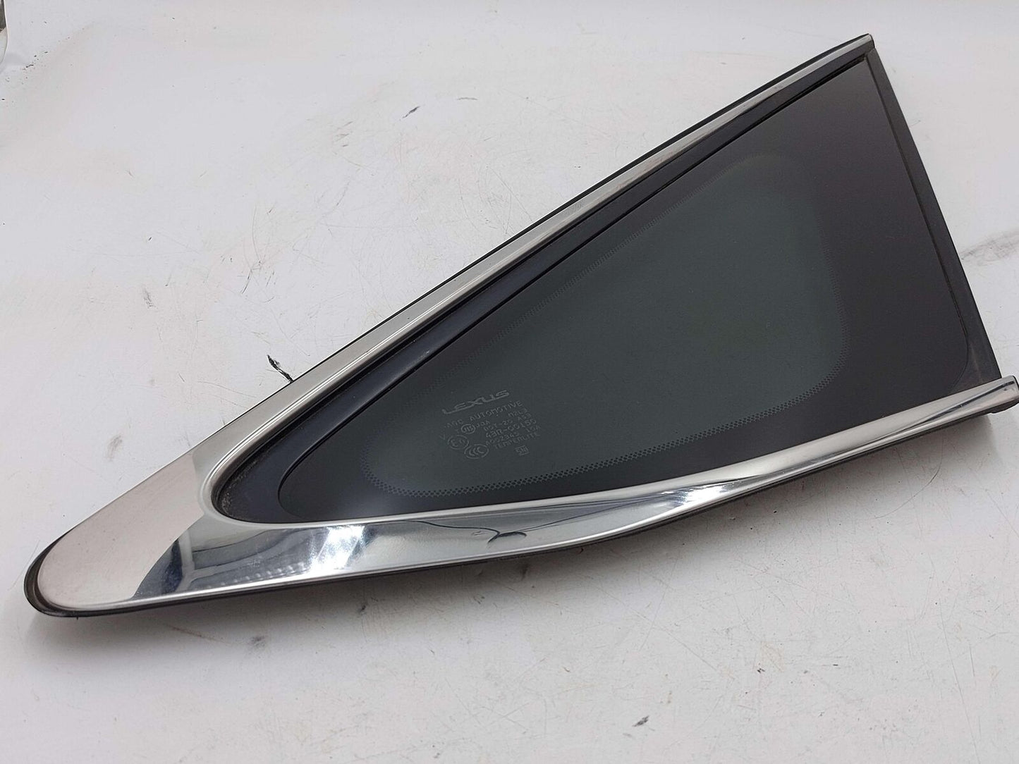 10-15 LEXUS RX350 RIGHT QUARTER WINDOW GLASS W/ CHROME MOULDING *PITTING*