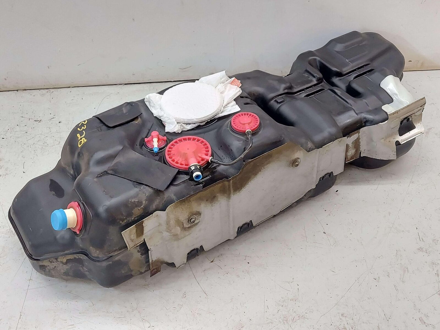 10-23 TOYOTA 4RUNNER FUEL TANK 77111-35410